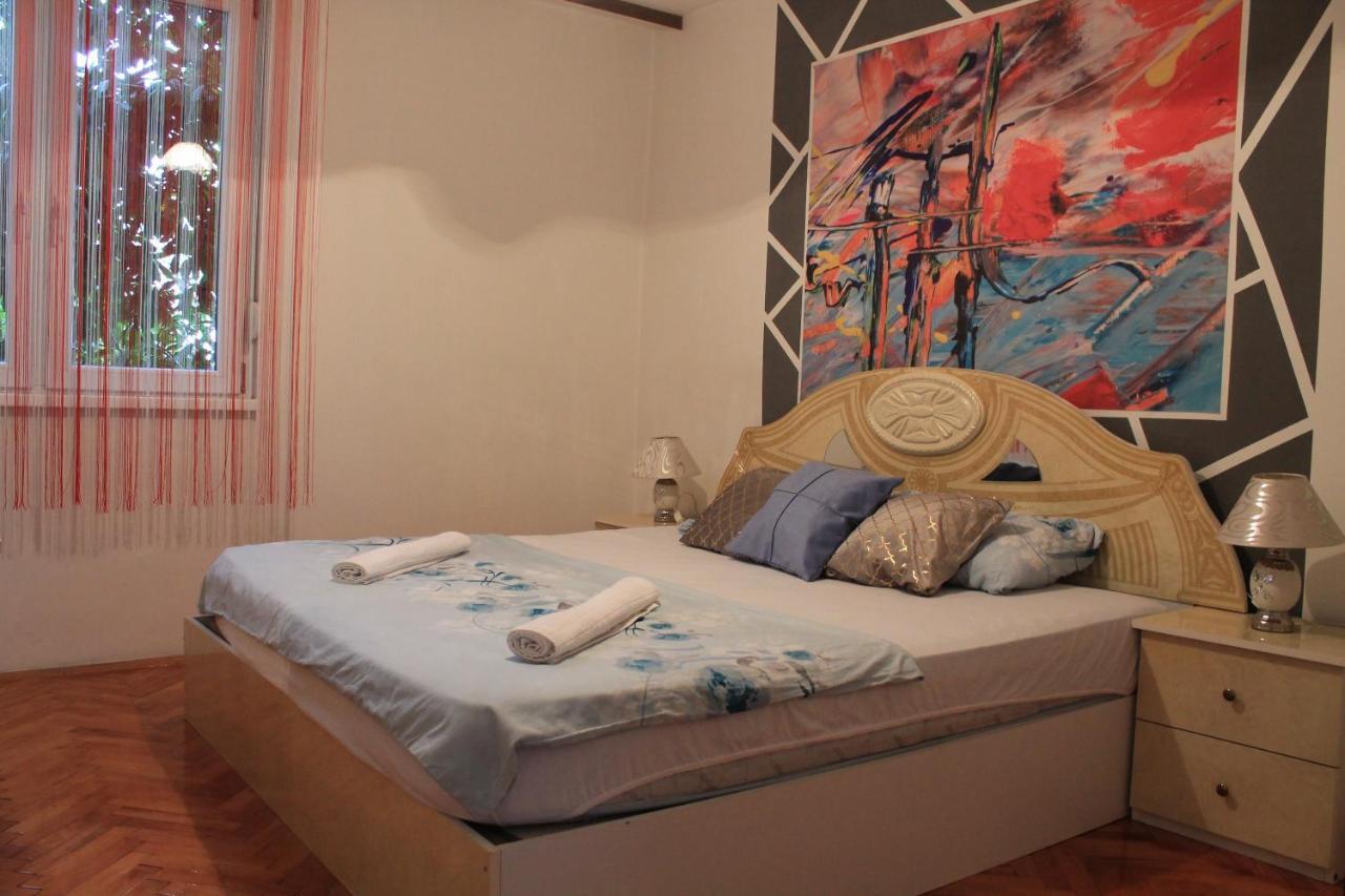Apartman Anida Appartement Mostar Buitenkant foto